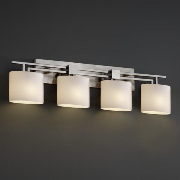Aero 4 Light Bath Bar