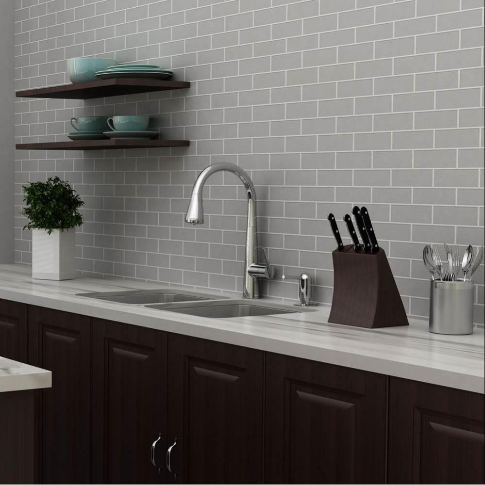 Edgewater&#xae; Single-Handle Multi Spray Pull-Down Kitchen Faucet 1.8 gpm/6.8 L/min