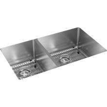 Elkay ECTRU32179LTC - 18 Gauge Stainless Steel 31.5'' x 18.5'' x 9'' 60/40 Double Bowl Und